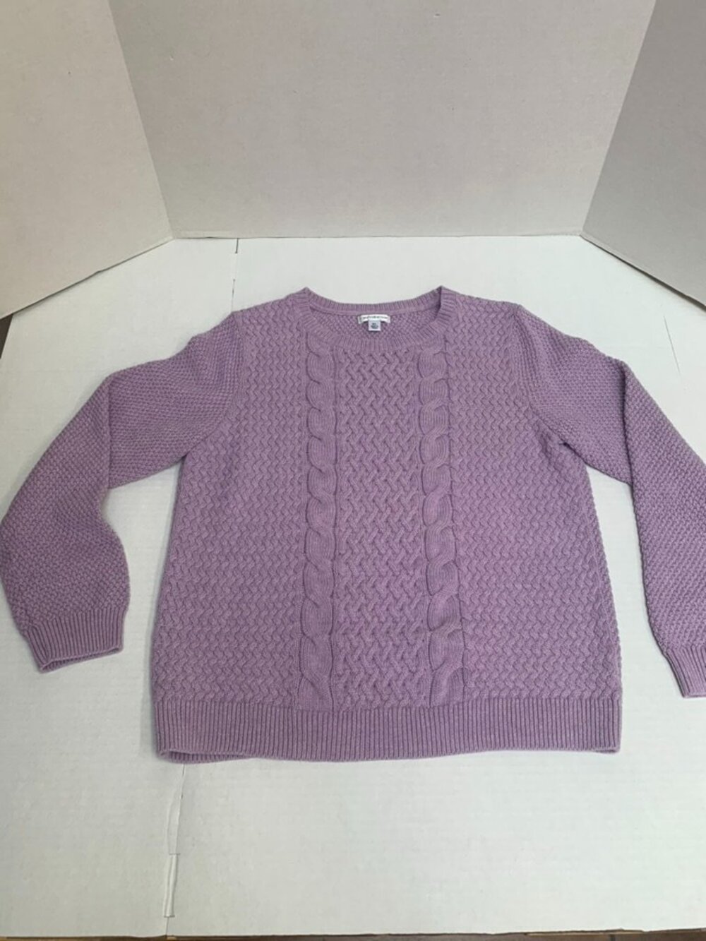 Womans Lavender Purple Sweater Size XL 100% Cotton